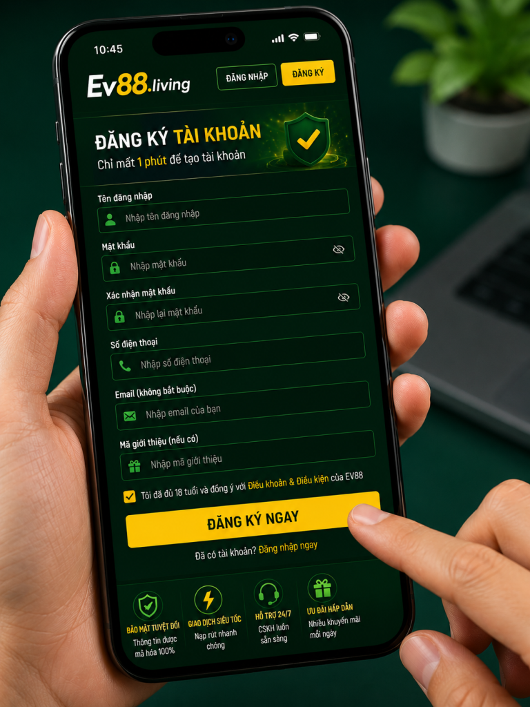 Người dùng thực hiện đăng ký EV88 trên điện thoại di động